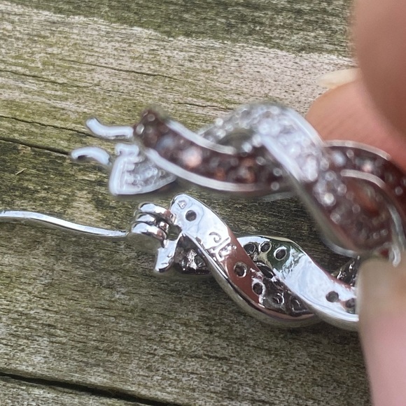 Danbury Mint .925 Sterling Silver Twist earrings w/ mocha & clear diamonds - Picture 9 of 16